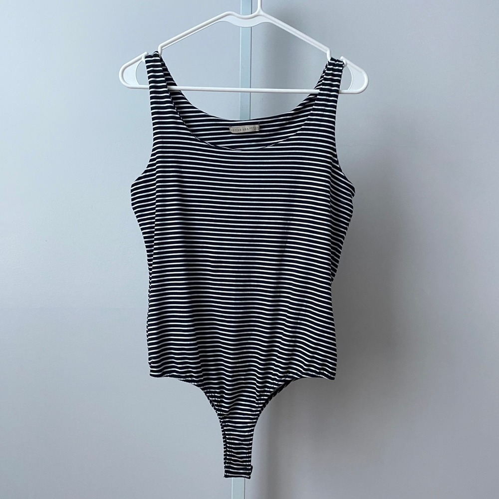 Active USA Office Siren Academia Coastal Clean Nautical Striped Bodysuit M Black